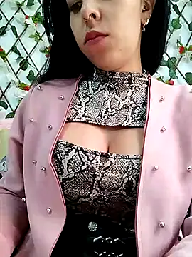 Snapshot of Emily_Wane chatting on 09-19-25, 05:50 Emily Wane online show from 09-19-25, 05:50