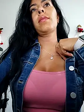 Emily Wane online show from 12-17-25, 04:45