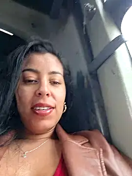 Snapshot of Emily_Wane chatting on 04-25-26, 04:26 Emily Wane online show from 04-25-26, 04:26