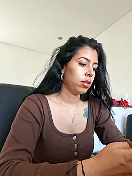 Emily Wane online show from 06-23-26, 03:10