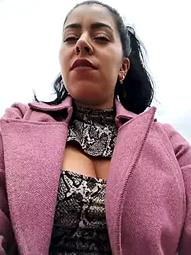 Snapshot of Emily_Wane chatting on 10-03-25, 03:46 Emily Wane online show from 10-03-25, 03:46