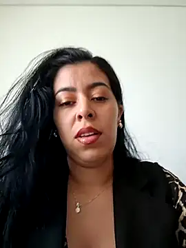 Snapshot of Emily_Wane chatting on 04-26-26, 02:14 Emily Wane online show from 04-26-26, 02:14