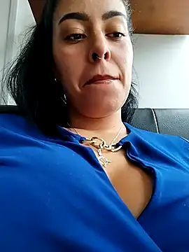 Snapshot of Emily_Wane chatting on 09-08-25, 04:39 Emily Wane online show from 09-08-25, 04:39