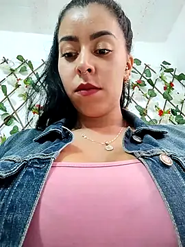 Snapshot of Emily_Wane chatting on 10-02-25, 03:15 Emily Wane online show from 10-02-25, 03:15
