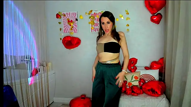 Snapshot of PassionGlow chatting on 02-11-26, 03:28 PassionGlow online show from 02-11-26, 03:28