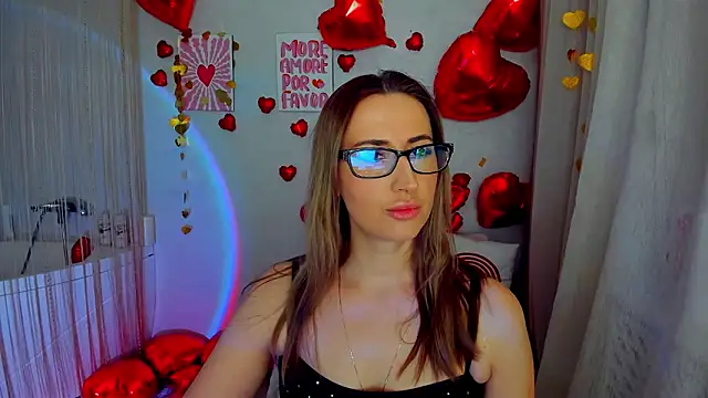 Snapshot of PassionGlow chatting on 02-01-26, 07:34 PassionGlow online show from 02-01-26, 07:34