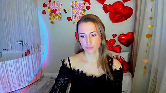 Snapshot of PassionGlow chatting on 02-04-26, 03:23 PassionGlow online show from 02-04-26, 03:23