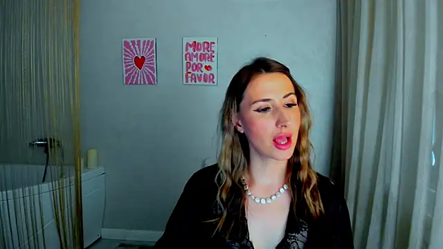 Snapshot of PassionGlow chatting on 03-02-26, 07:15 PassionGlow online show from 03-02-26, 07:15