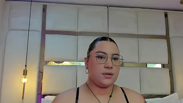 elizavenus online show from 10-17-25, 12:51