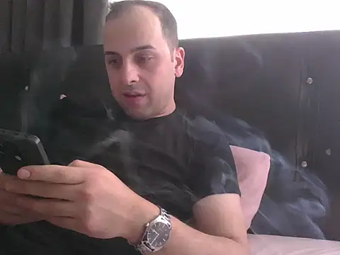 Snapshot of Yldrmm_9553 chatting on 05-22-26, 12:03 Yldrmm 9553 online show from 05-22-26, 12:03
