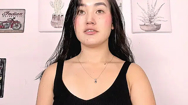 olivia22love online show from 11-25-25, 12:16