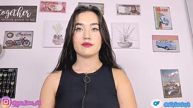 Snapshot of olivia22love chatting on 10-04-25, 06:53 olivia22love online show from 10-04-25, 06:53