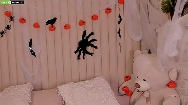 RachelCart online show from 10-28-25, 03:07