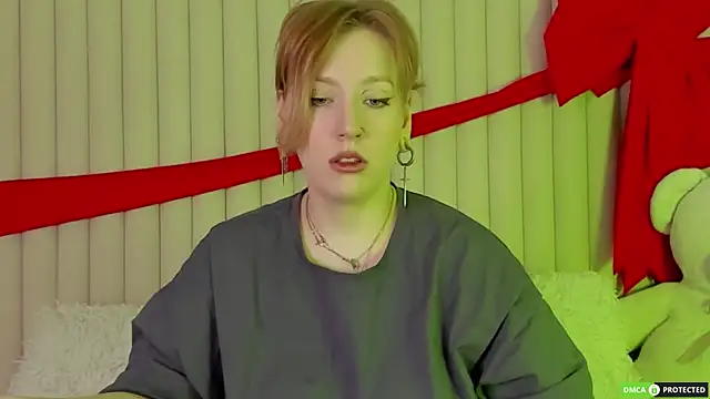 Snapshot of RachelCart chatting on 04-25-26, 03:09 RachelCart online show from 04-25-26, 03:09