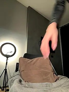  Monic  online show from 11-05-25, 04:32