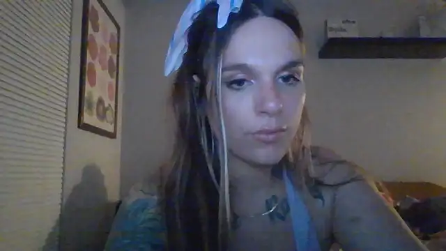 Loukoumonte online show from 11-23-25, 04:22