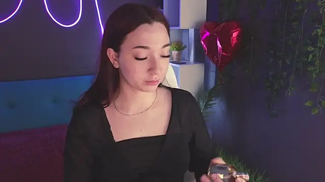 YasmineWest online show from 03-12-25, 01:03