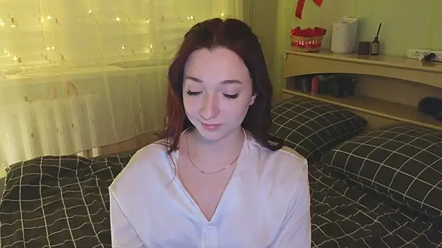YasmineWest online show from 01-06-25, 12:02