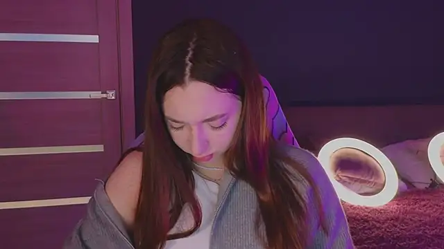YasmineWest online show from 10-10-25, 01:50