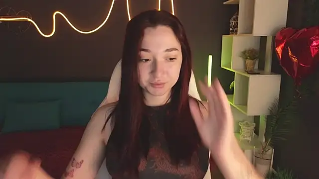 YasmineWest online show from 03-10-25, 12:50
