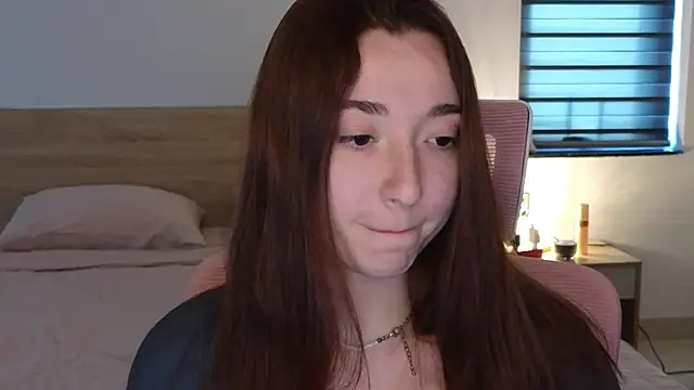 YasmineWest online show from 04-02-26, 12:29