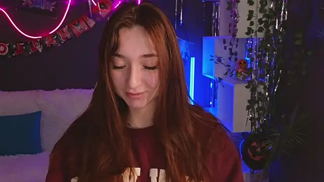 YasmineWest online show from 10-29-25, 02:32