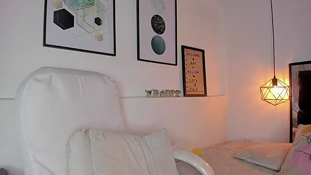 amysc online show from 11-04-25, 01:48