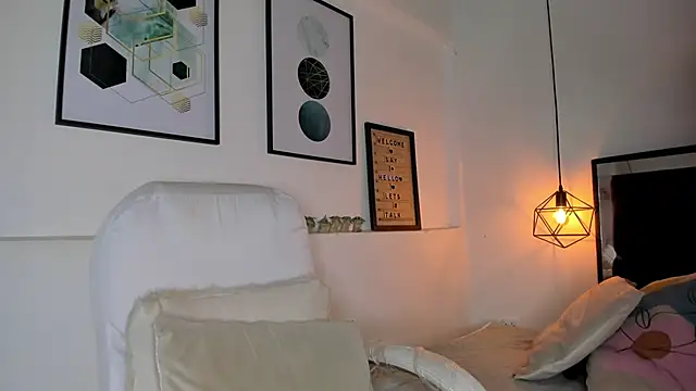 amysc online show from 12-16-25, 11:47