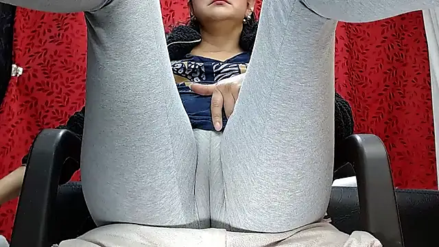 MELANIE SEX69 online show from 11-15-25, 09:30