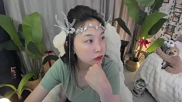 Snapshot of Minami_686 chatting on 01-24-25, 07:49 Minami 686 online show from 01-24-25, 07:49