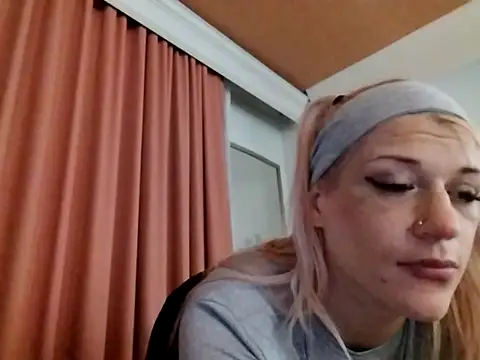 SexxxiLexiiii online show from 02-20-26, 05:15