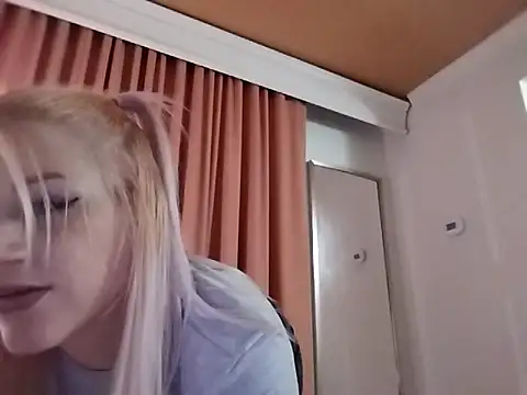 SexxxiLexiiii online show from 02-06-26, 11:23