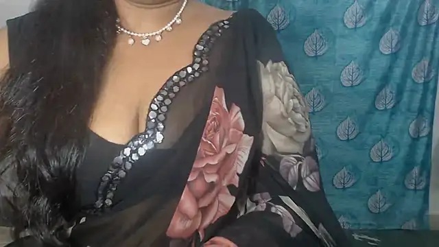 Snapshot of Sophia_your chatting on 05-02-26, 05:12 Sophia your online show from 05-02-26, 05:12