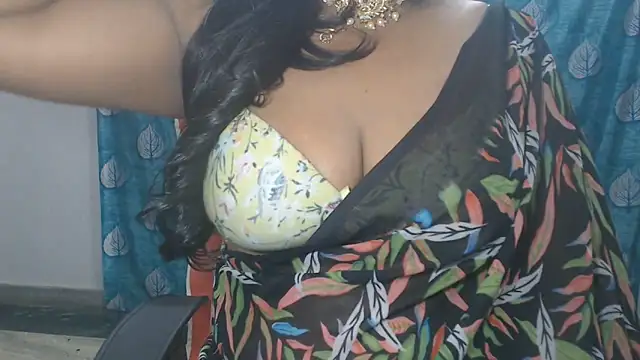 Snapshot of Sophia_your chatting on 06-06-26, 08:30 Sophia your online show from 06-06-26, 08:30