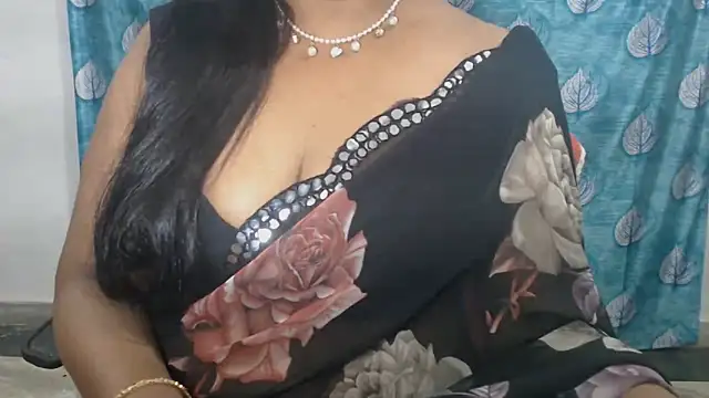Snapshot of Sophia_your chatting on 04-22-26, 04:36 Sophia your online show from 04-22-26, 04:36