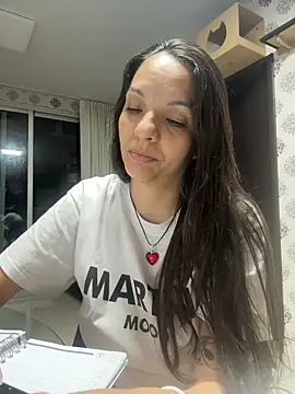 Snapshot of samilux5 chatting on 03-12-26, 04:40 samilux5 online show from 03-12-26, 04:40