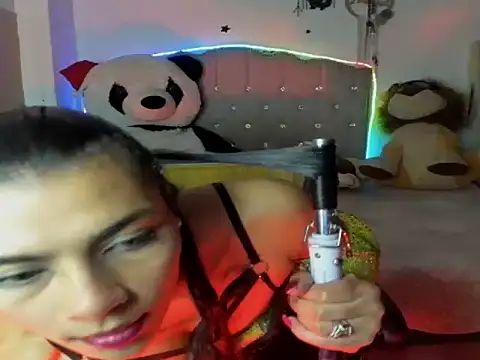 Lilithsabeth online show from 12-20-25, 12:13