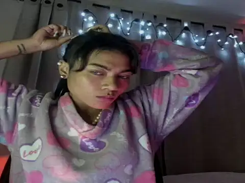 Lilithsabeth online show from 04-05-26, 02:29