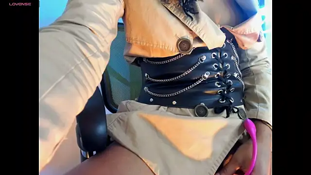 Lilithsabeth online show from 09-10-25, 06:18