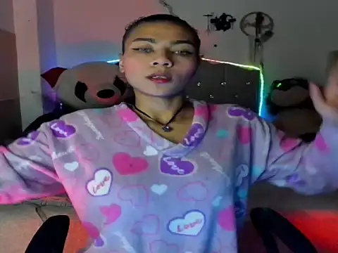 Lilithsabeth online show from 12-20-25, 11:07