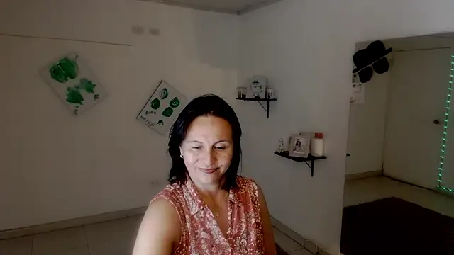 lollita 23  online show from 11-17-25, 08:57