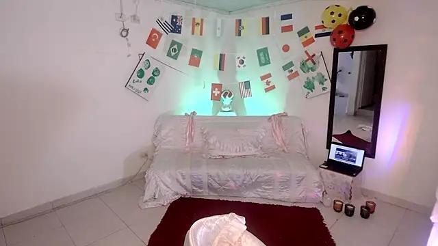 lollita 23  online show from 06-25-26, 07:41