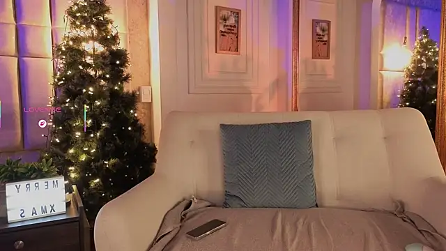 Victoria-Harper online show from 12-21-25, 09:55