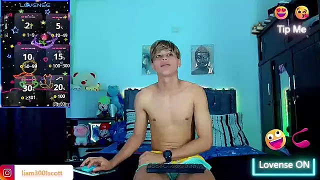 Liamscott  online show from 11-16-25, 07:18