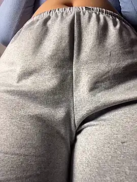 JulianaCastillo online show from 03-25-26, 09:30