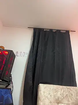 JulianaCastillo online show from 12-23-25, 09:30