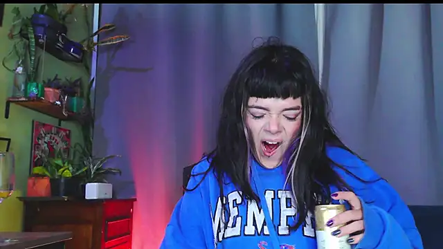 Snapshot of purple_em69 chatting on 02-14-26, 06:02 purple em69 online show from 02-14-26, 06:02