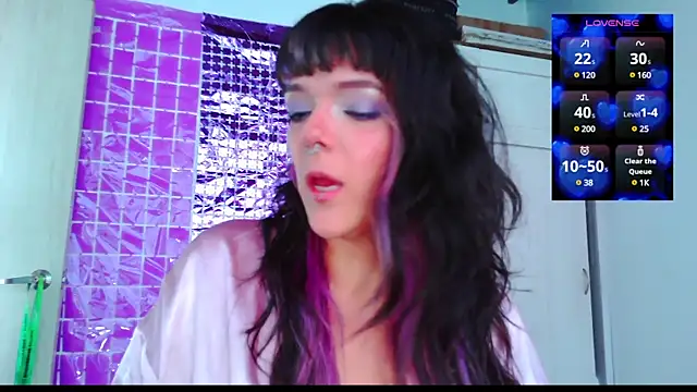 Snapshot of purple_em69 chatting on 03-09-25, 06:11 purple em69 online show from 03-09-25, 06:11