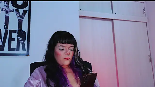 Snapshot of purple_em69 chatting on 02-12-26, 04:34 purple em69 online show from 02-12-26, 04:34