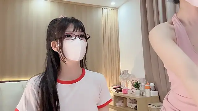 Snapshot of Jennie_Spa chatting on 05-25-26, 02:49 Jennie Spa online show from 05-25-26, 02:49